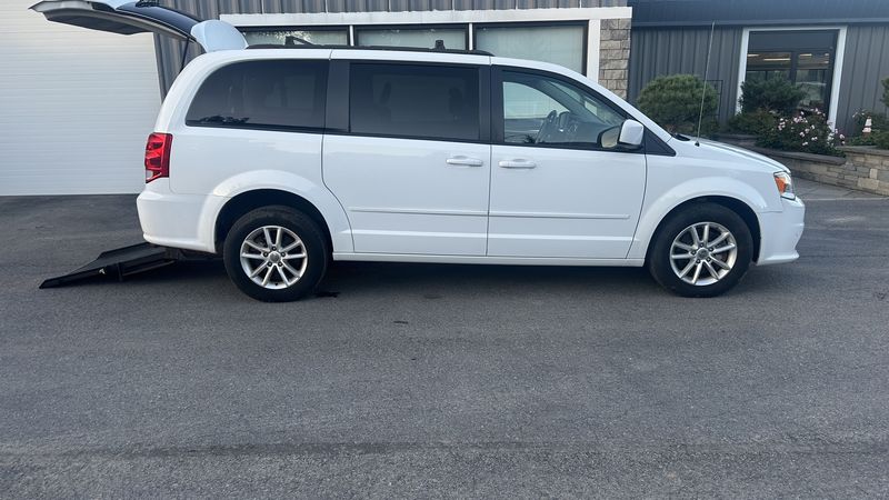 Used 2016 Dodge Grand Caravan
