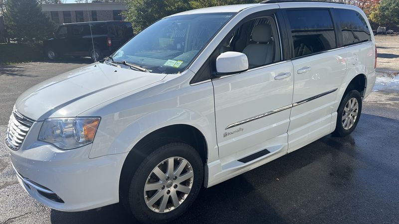 2016 Chrysler Town and Country